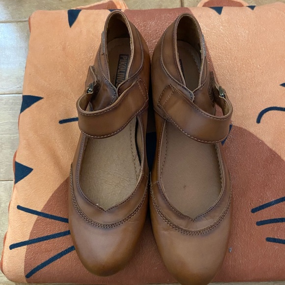 Brown Leather Mary Jane Shoes NWOB - Picture 4 of 4